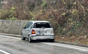 Vozači, oprez! Sudar tri vozila, saobraćaj u ovom dijelu BiH usporen, policija radi uviđaj