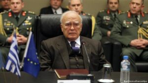 Saopšteno iz predsjedničke kancelarije: Preminuo bivši grčki predsjednik