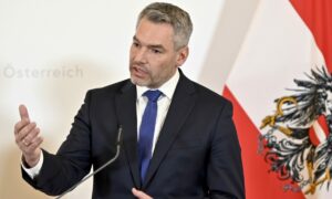 Oglasio se kancelar Nehamer: Austrija je uz Srbiju