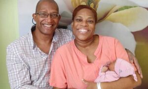 Rodila se zdrava djevojčica: Nakon dvije decenije pokušaja postala majka u 51. godini
