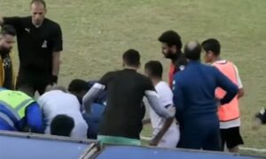 Trener preminuo na terenu: Slavio pobjedu svoje ekipe, pa doživio srčani udar VIDEO