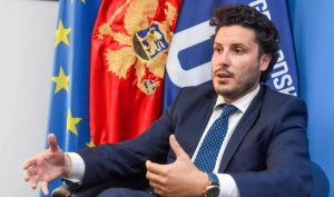 Abazović želi dobre odnose sa Srbijom: Idem u zemlju koja je Crnoj Gori najbliža