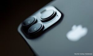 Telefon sa zanimljivim karakteristikama: Luksuzni iPhone 13 zaustavlja metke VIDEO