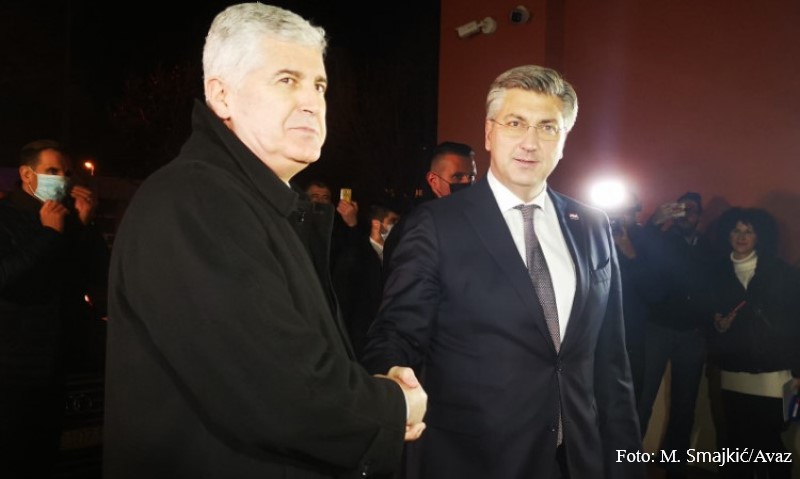 Hrvatski premijer stigao u Mostar: Čović dočekao Plenkovića