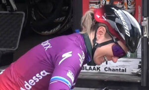 Nesreća na timskom treningu: Svjetska prvakinja u biciklizmu u komi nakon teškog pada