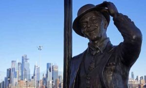 U čast legendarnom pjevaču: Frank Sinatra dobio bronzani kip u rodnom gradu
