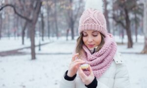 Dermatolozi savjetuju: Kako da koži tokom hladnih dana pružite najbolju njegu