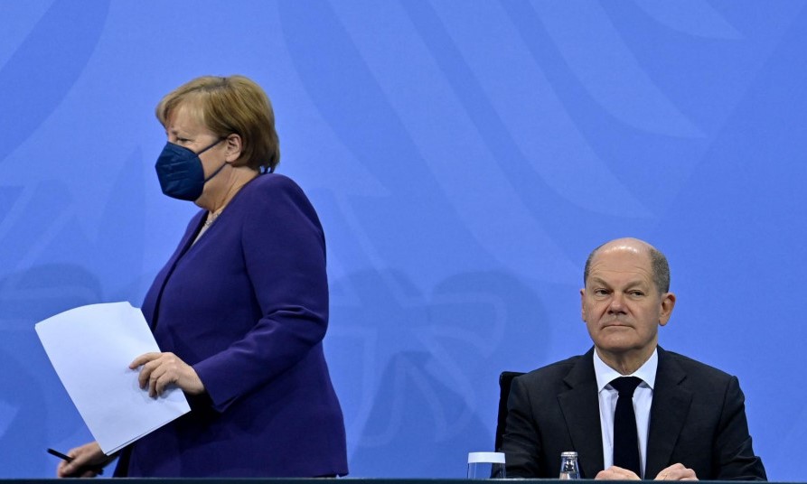 Merkel i Šolc predložili parlamentu: Od februara uvesti obaveznu vakcinaciju u Njemačkoj