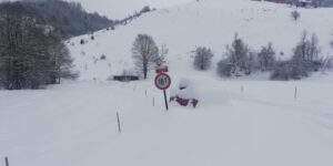 Snijeg napravio probleme: Proglašena vanredna situacija na jugu Srbije