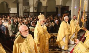 Vladika Jefrem služio božićnu liturgiju: Neka Hristos unese radost Božića u sve članove naših porodica