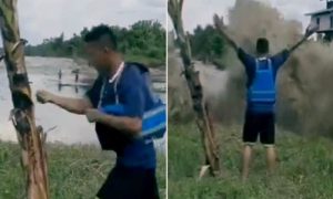 Potpuno sumanut snimak: Dok čekaju cunami, čovjek “tuče” palmu, ljudi oko njega prave selfije VIDEO