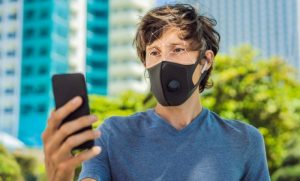 Korisnici ranije imali problema: Face ID će se ubuduće lakše koristiti kada nosite masku