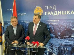 Dodik sa Adžićem: Rekonstrucija magistralnog puta Klašnice-Gradiška važan projekat