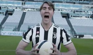 Dušan Vlahović i zvanično u Juventusu: Srbin potpisao ugovor vrijedan 80 miliona evra