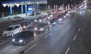 Opet gužve u Gradišci: Pojačan saobraćaj na izlazu iz BiH