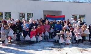 Poklon vršnjaka iz Srpske: Povodom pravoslavne Nove godine paketići djeci sa Kosova