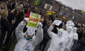 Protesti na početku 2022. godine: Više hiljada ljudi u Amsterdamu protiv mjera