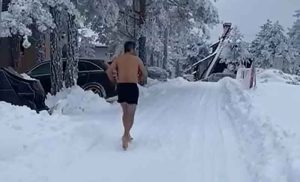 Hrabrost ili čista ludost: Trčao bosonog u šortsu po snijegu i velikom minusu VIDEO