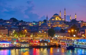 Ukinuto i obavezno nošenje maski: U Tursku od danas bez negativnog testa na korona virus