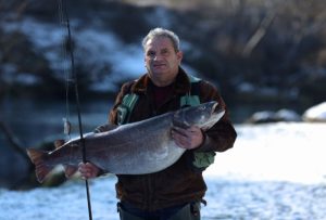 Ima čime da se pohvali: Ribar iz Banjaluke ulovio mladicu tešku više od 20 kilograma FOTO