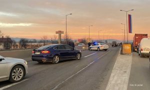 Kolaps u saobraćaju kod Banjaluke! Sudar kamiona i “škode” alarmirao policiju i Hitnu