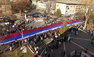 Ljubav, privrženost i odanost Srpskoj! Za Dan Republike zastava duža od 100 metara