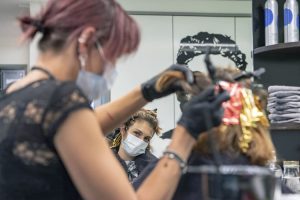 Kraj problemima: Poslodavci u Srpskoj neće više plaćati ako mušterije ne nose maske