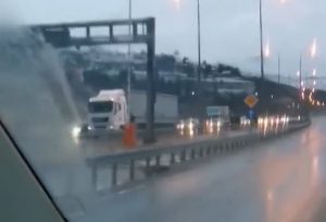 Udes na auto-putu: Saobraćaj u potpunosti obustavljen VIDEO