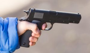 Roditelji naučili sina da puca: Šestogodišnji dječak ubio svoju mlađu sestru