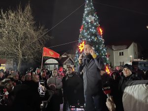 Bečić sa protesta u Kolašinu: “Odbranićemo narodno volju i pobijedićemo”