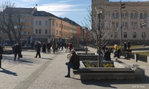 Banjaluka okupana suncem: Lijepo vrijeme izmamilo građane u šetnju FOTO