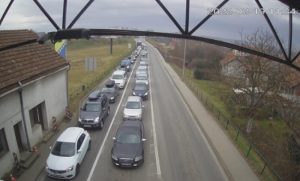 Moguća duža čekanja: Pojačan saobraćaj na dva granična prelaza sa Hrvatskom