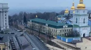 Građani napuštaju Kijev: Sirene označile početak rata! VIDEO