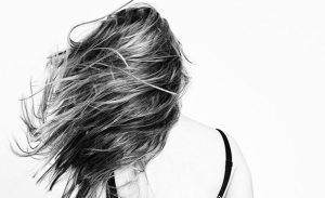Posljedice vezivanja: Pet načina kako da spriječite lomljenje kose