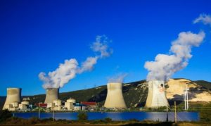 Novi energetski plan: Makron najavio gradnju šest nuklearnih reaktora
