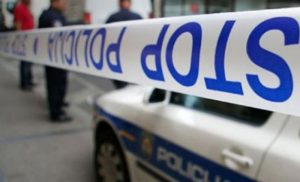 Policija ne isključuje da se radi o ubistvu: Mladić pronađen mrtav pored mjesnog doma