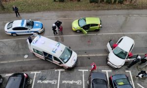 Teška saobraćajka u Banjaluci: Povrijeđena jedna žena