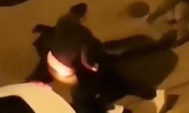 Stravično nasilje u centru grada: Taksista brutalno pretučen VIDEO