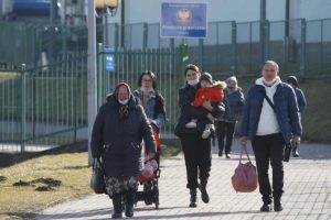 Zatvorena traka za automobile: U Poljsku ušlo 100.000 Ukrajinaca