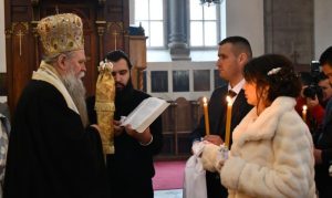 Mitropolit Joanikije vjenčao heroja: Miroslav odbio da ruši manastirski konak