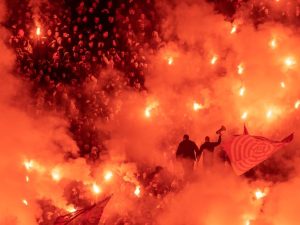 “Vječiti” žestoko udareni po džepu: Nikad veće kazne za Crvenu zvezdu i Partizan zbog navijača