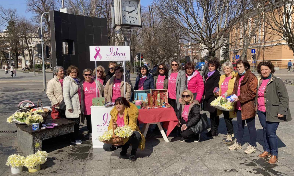 Prevencija izuzetno bitna: “Iskra” na Trgu Krajine ukazuje na bolest karcinoma dojke
