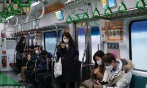 Crn dan u Južnoj Koreji: Skoro pola miliona novozaraženih