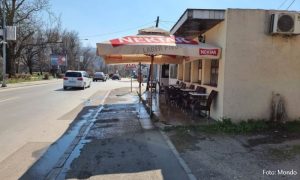 Pregledom utvrđeno: Muškarac u bašti kafića u Banjaluci umro prirodnom smrću