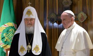 Za mir u svijetu: Papa Franjo želi da se sastane sa patrijarhom moskovskim Kirilom