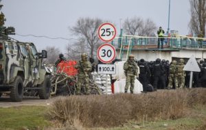 Postavljeni kontrolni punktovi: Ruska vojska stigla do grada Hersona