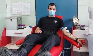 Povodom Dana Policije i 30 godina MUP-a Srpske: Krv daruje više od 800 pripadnika i kadeta FOTO