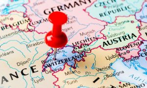 Švajcarci glume neutralnost: Vlada uvela nove sankcije Moskvi