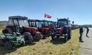 Druženje i takmičenje u Srpcu: Traktorijada okupila oko 200 učesnika
