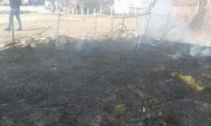 Porodica živi u strahu: Bačena zapaljiva naprava u dvorište srpske porodice na KiM